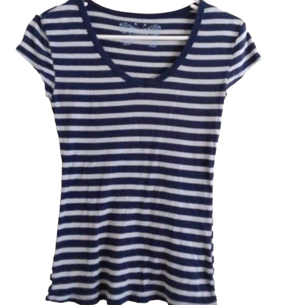 No Boundaries women’s junior’s small blue striped cotton t‑shirt